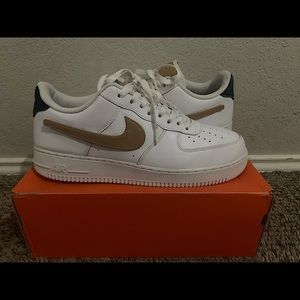 Nike Air Force 1 '07 LV8 3 Removable Swoosh